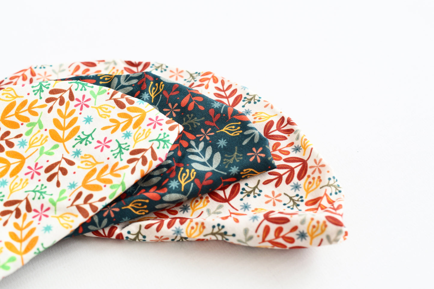 Tess &amp; Tobi | bowl covers | set of 3 | Leaves